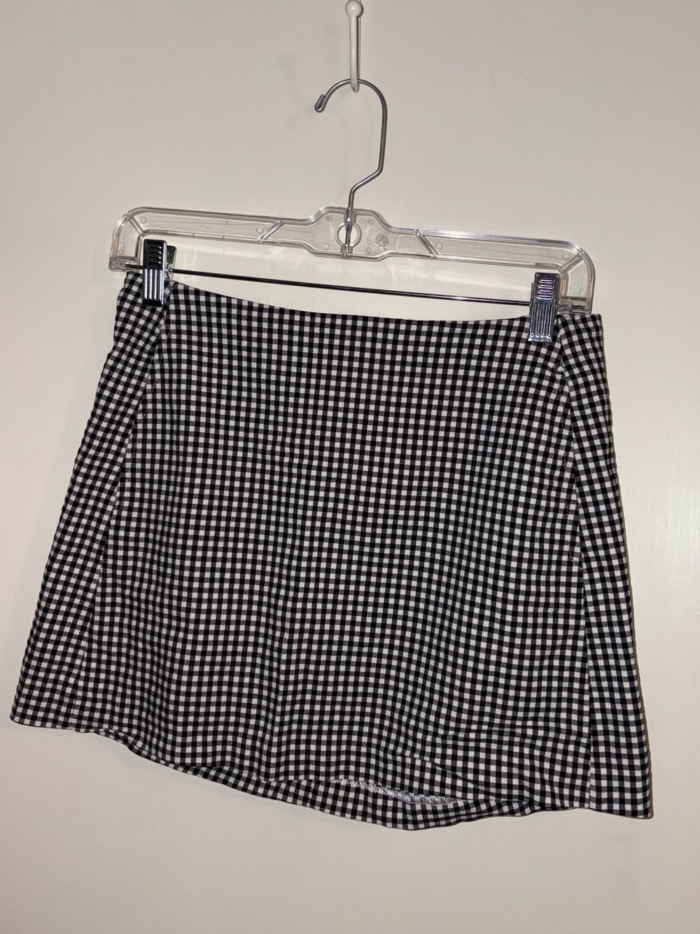 Urban Outfitters Black and White Gingham Mini Skirt